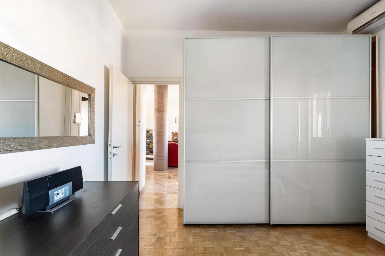 051 Living Apartment โบโลญญา ภายนอก รูปภาพ
